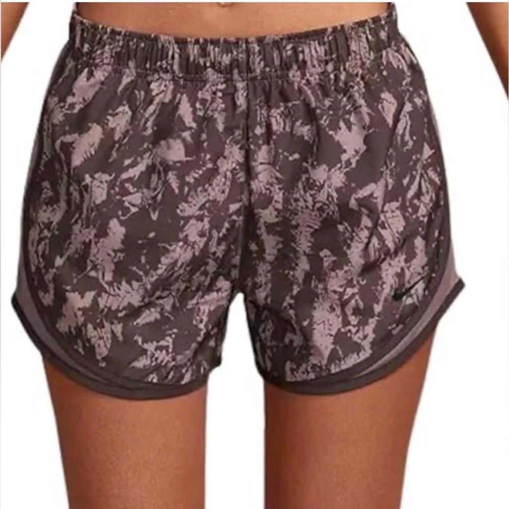 Nike Women's Dri Fit Tempo Athletic Shorts Large ~NWT!